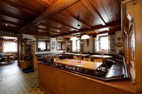 Hotels in Tegernheim